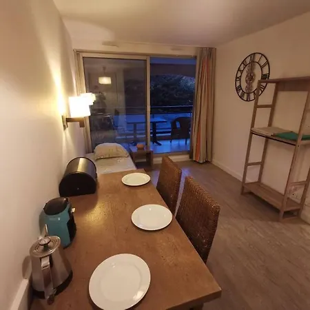 A&h Homes - - Near Train Station Apartment Cannes
