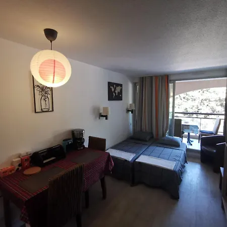 Apartment A&h Homes - - Near Train Station